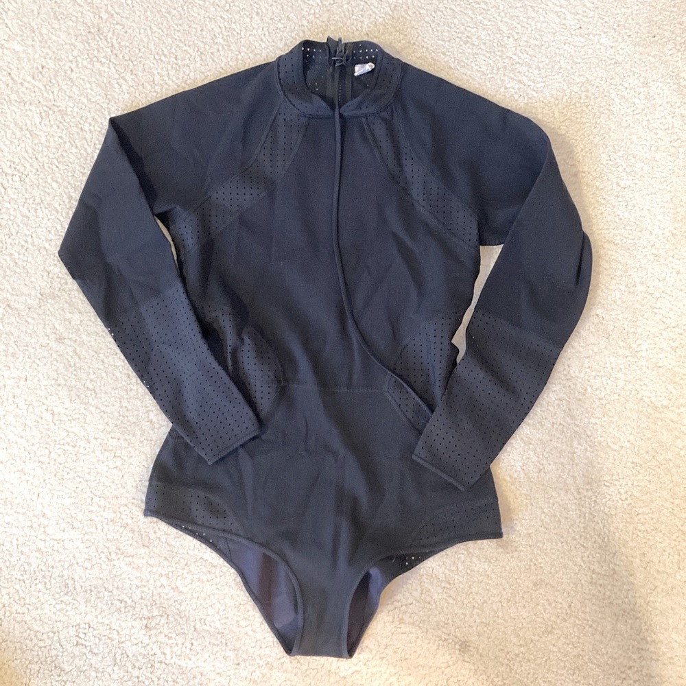 Lululemon longsleeve full sport suit